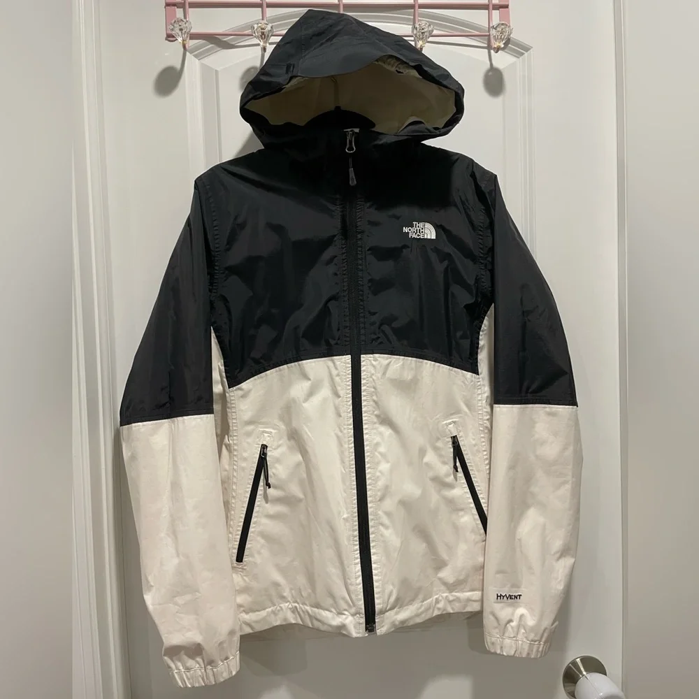 The North Face Lightweight Rain Jacket zip hooded Hyvent Size M - Picture 1 of 5